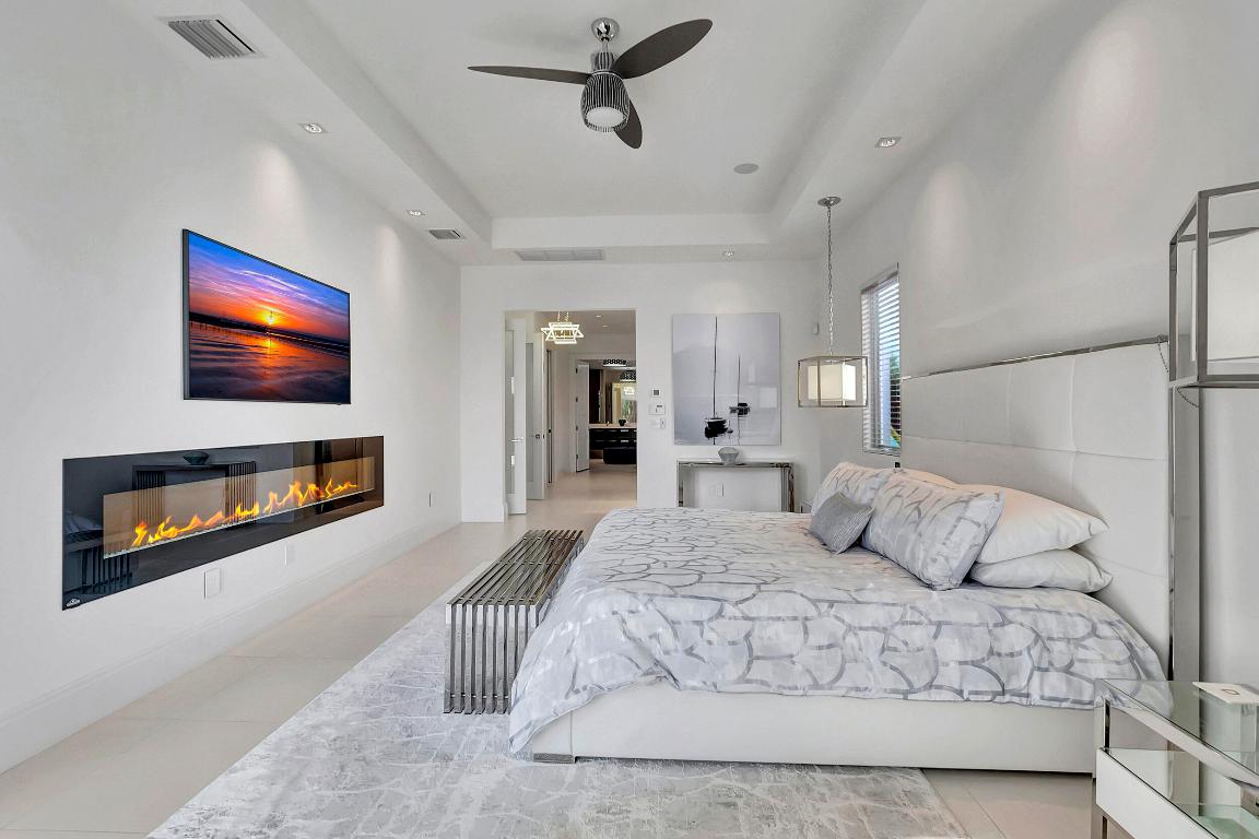 Boca Marina Yacht Club - Residential