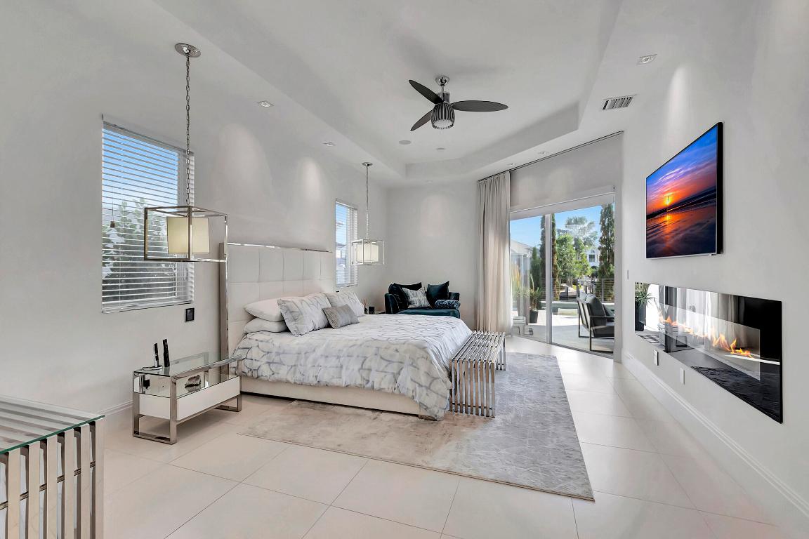 Boca Marina Yacht Club - Residential