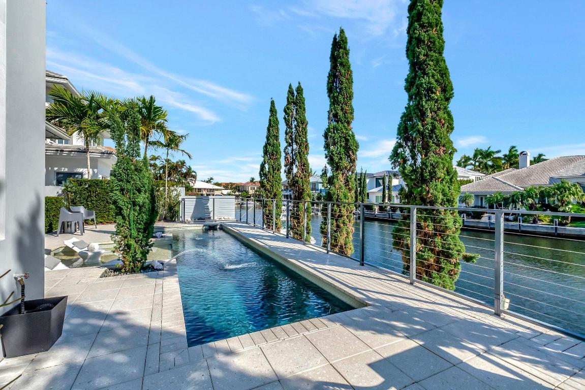 Boca Marina Yacht Club - Residential