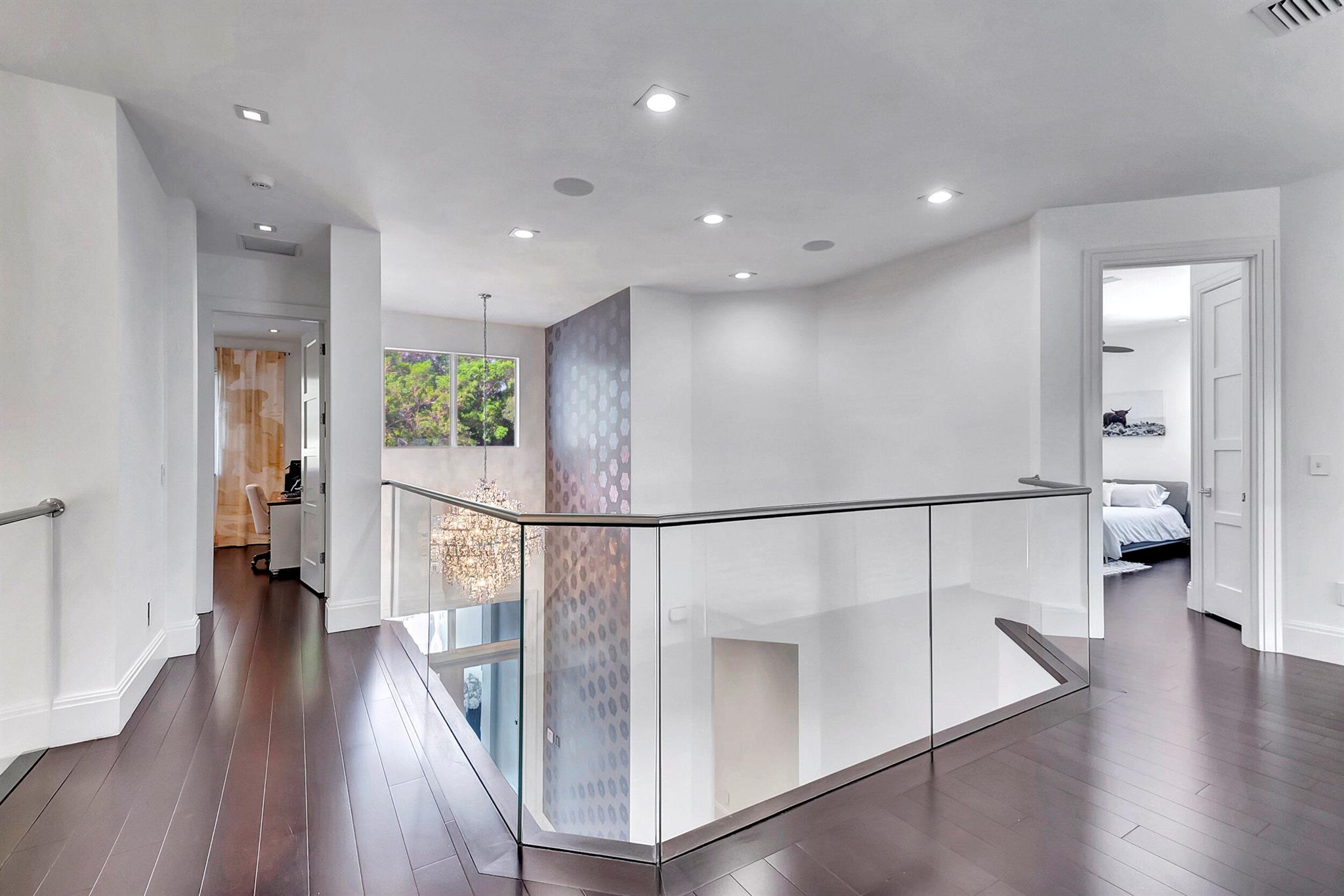 Boca Marina Yacht Club - Residential