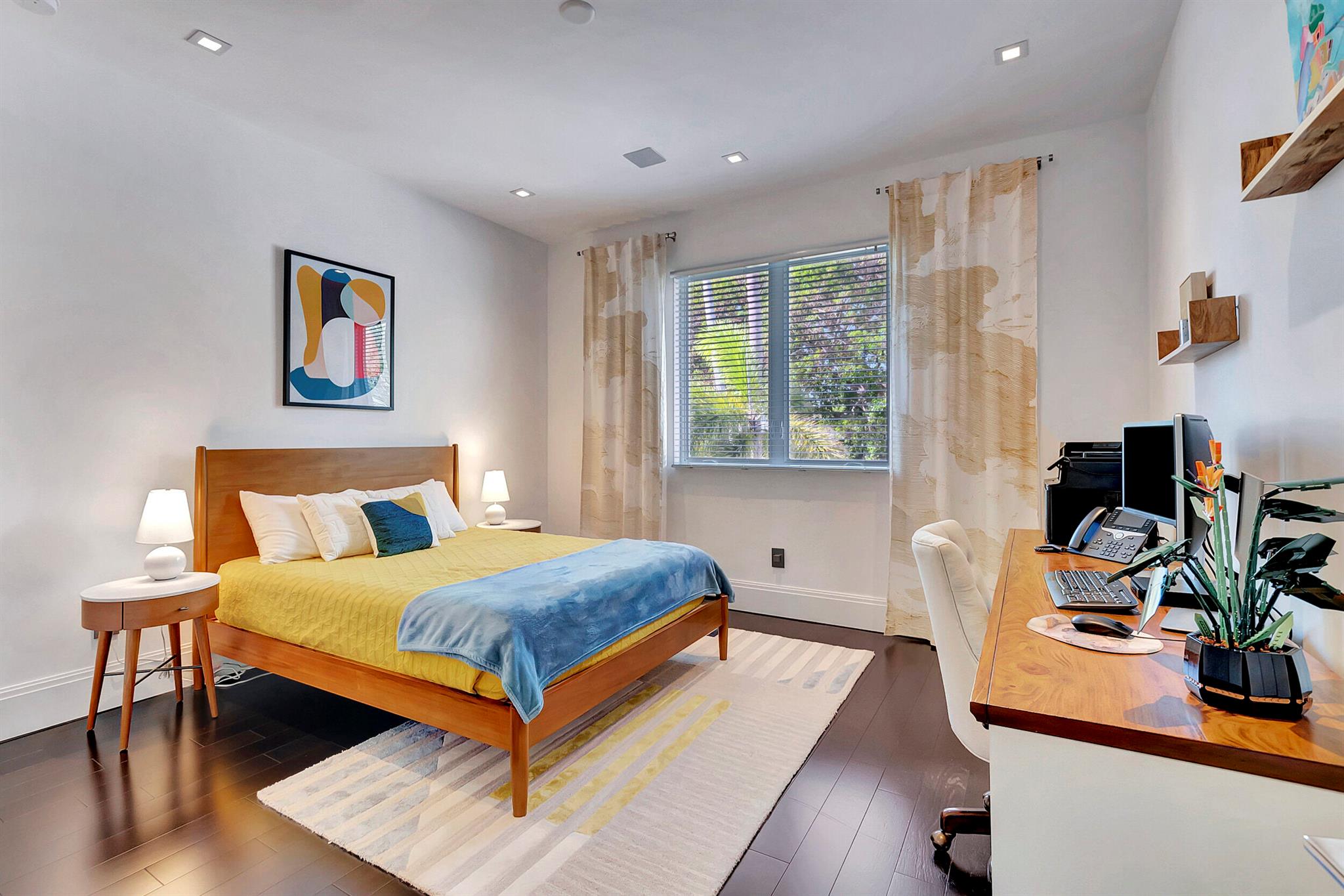 Boca Marina Yacht Club - Residential