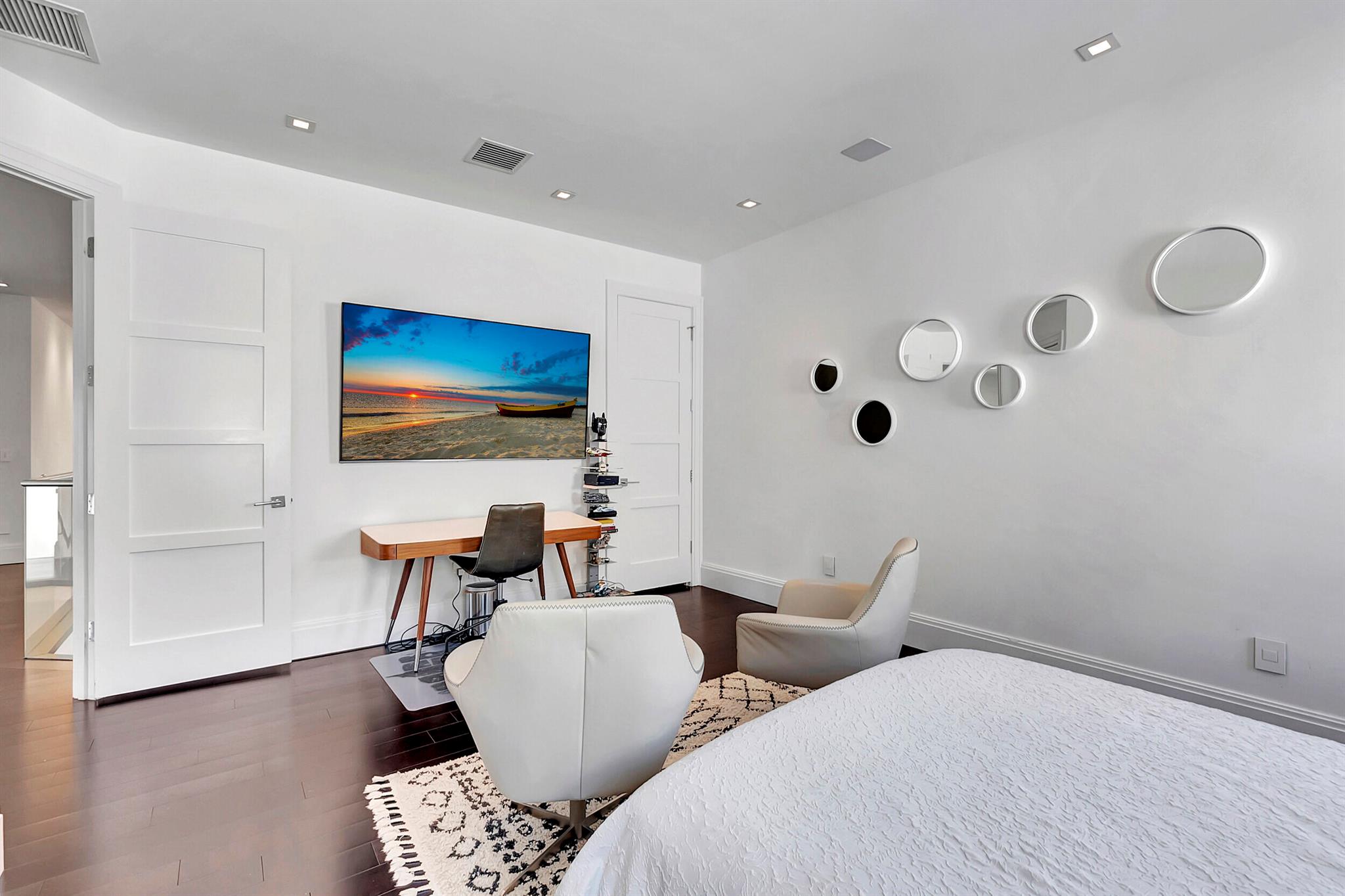 Boca Marina Yacht Club - Residential