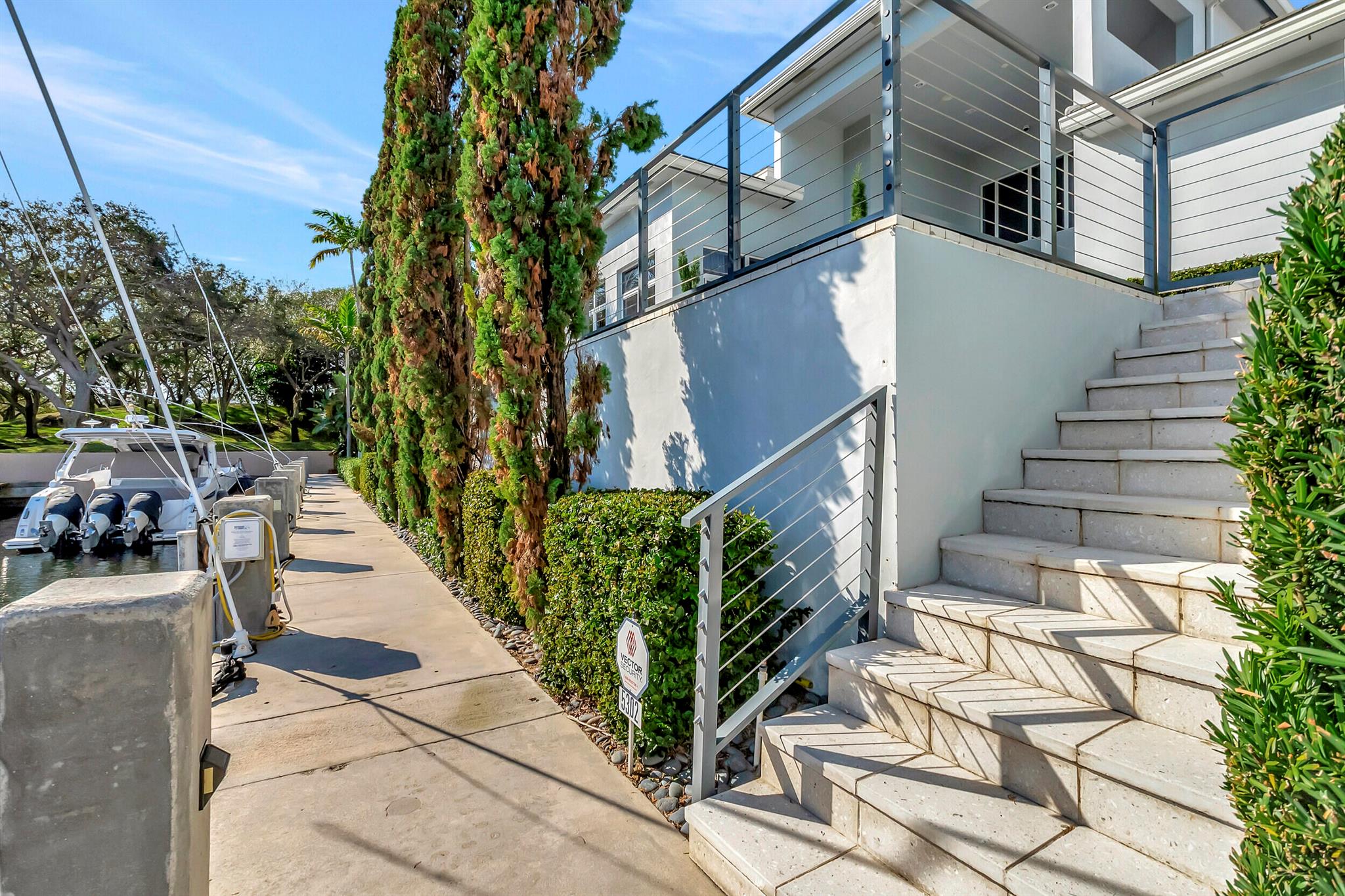 Boca Marina Yacht Club - Residential