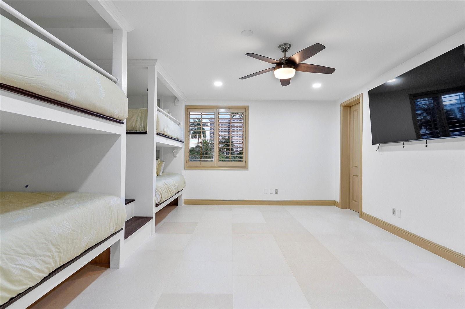 Riviera 6-17 B - Residential Lease