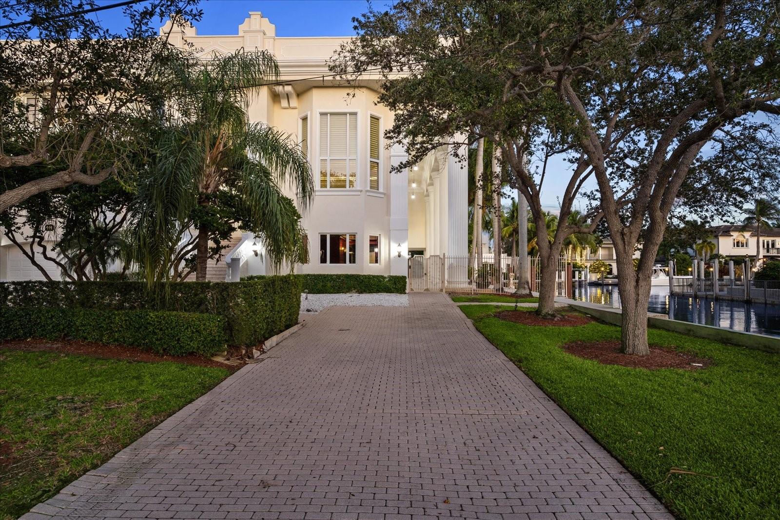 Riviera 6-17 B - Residential Lease