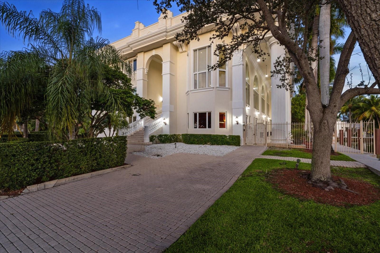 Riviera 6-17 B - Residential Lease