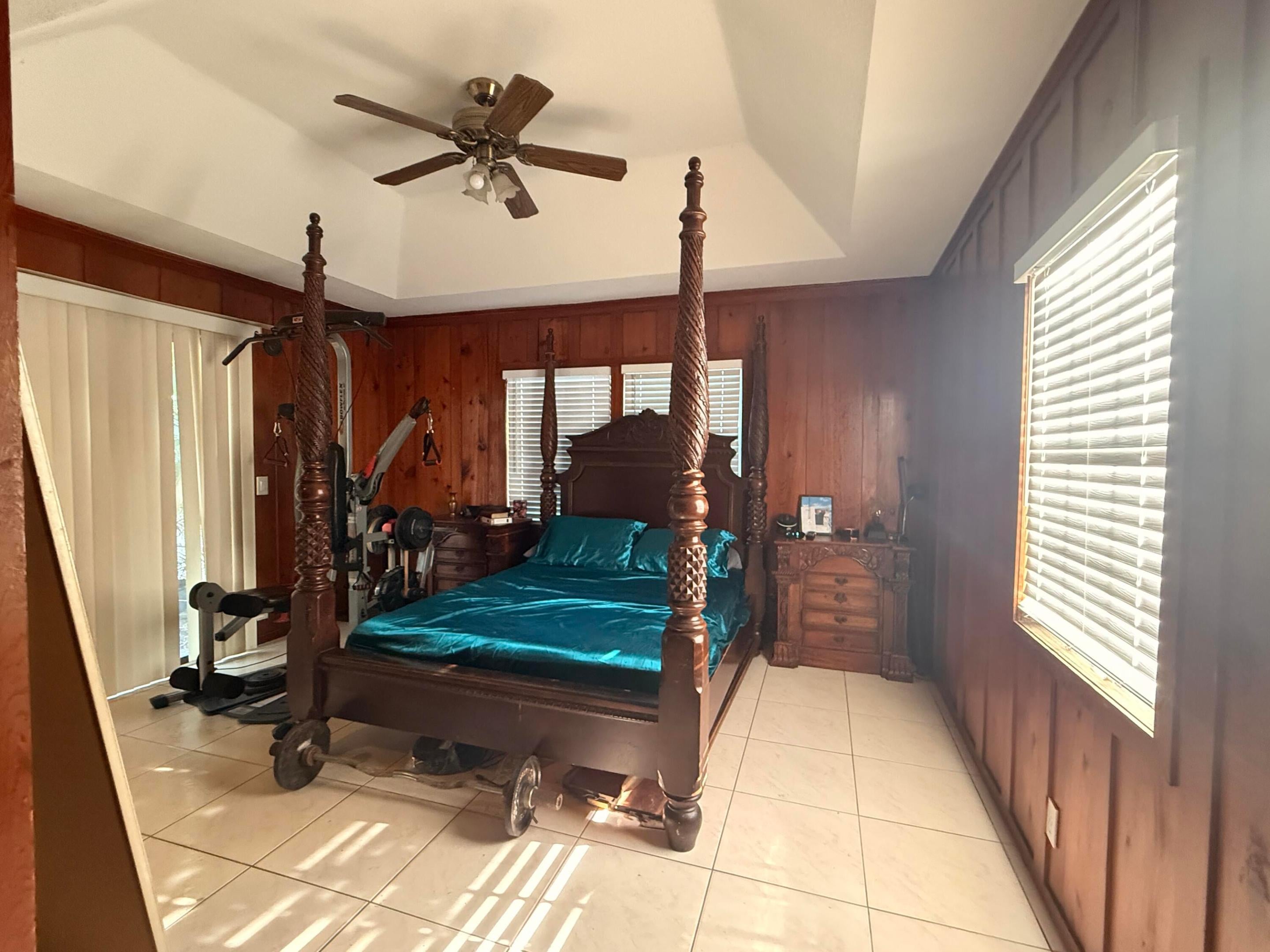 520 NW 7TH Street