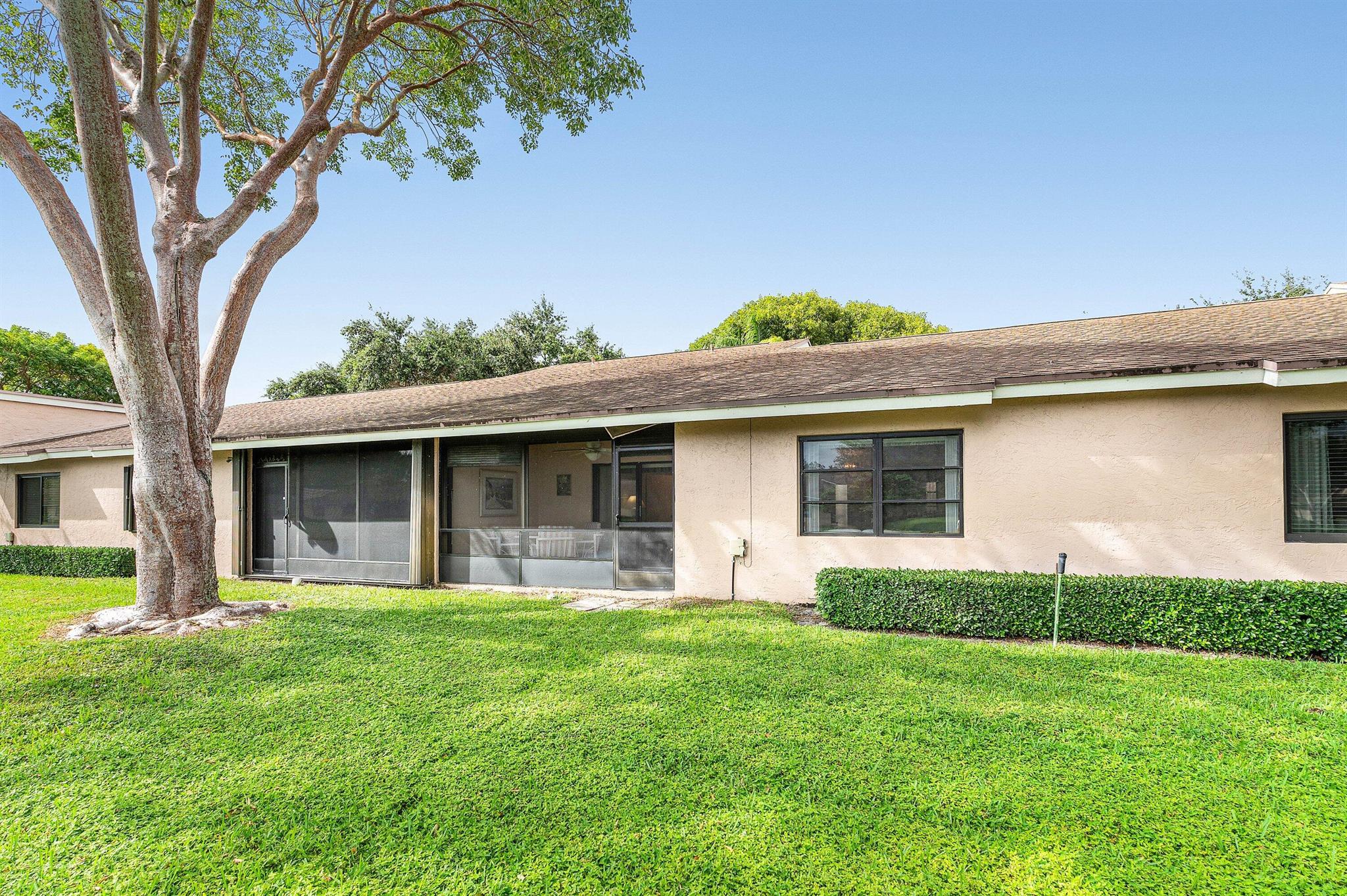 WHISPER WALK SEC E CONDO - Residential