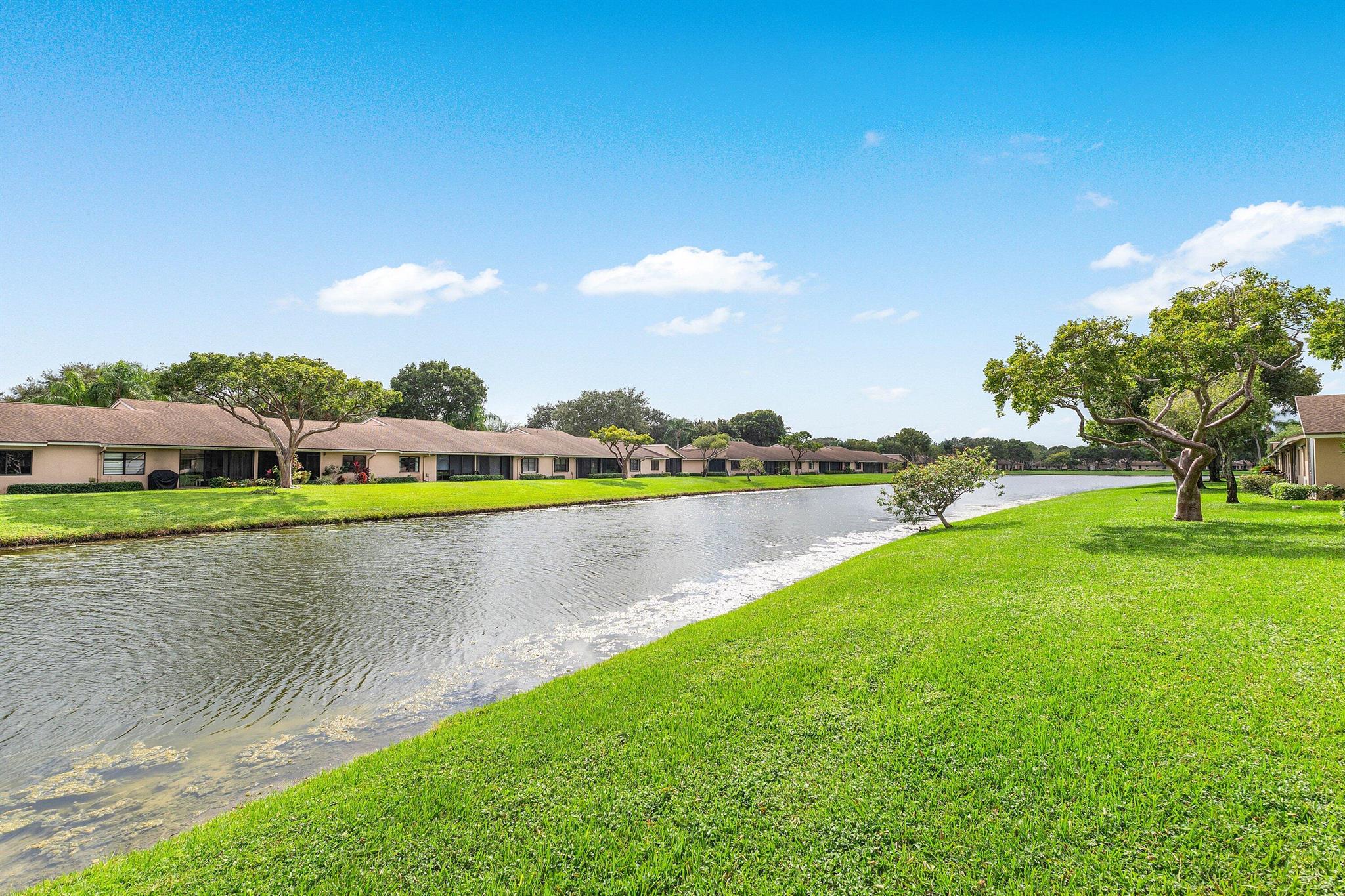 WHISPER WALK SEC E CONDO - Residential