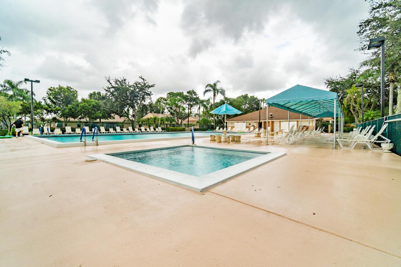 WHISPER WALK SEC E CONDO - Residential