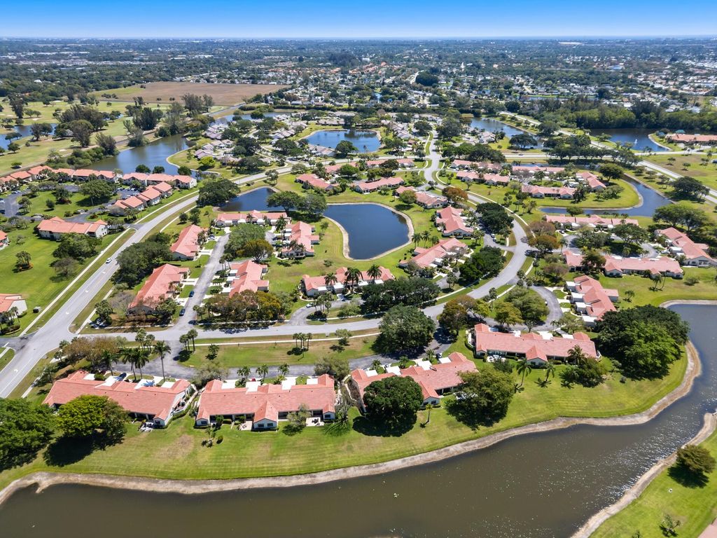 Photo of 5942 Parkwalk Circle W, Boynton Beach, FL 33472 (MLS # R11160142)