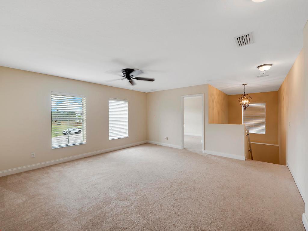 PORT ST LUCIE SECTION 46 1ST REPLAT - Residential