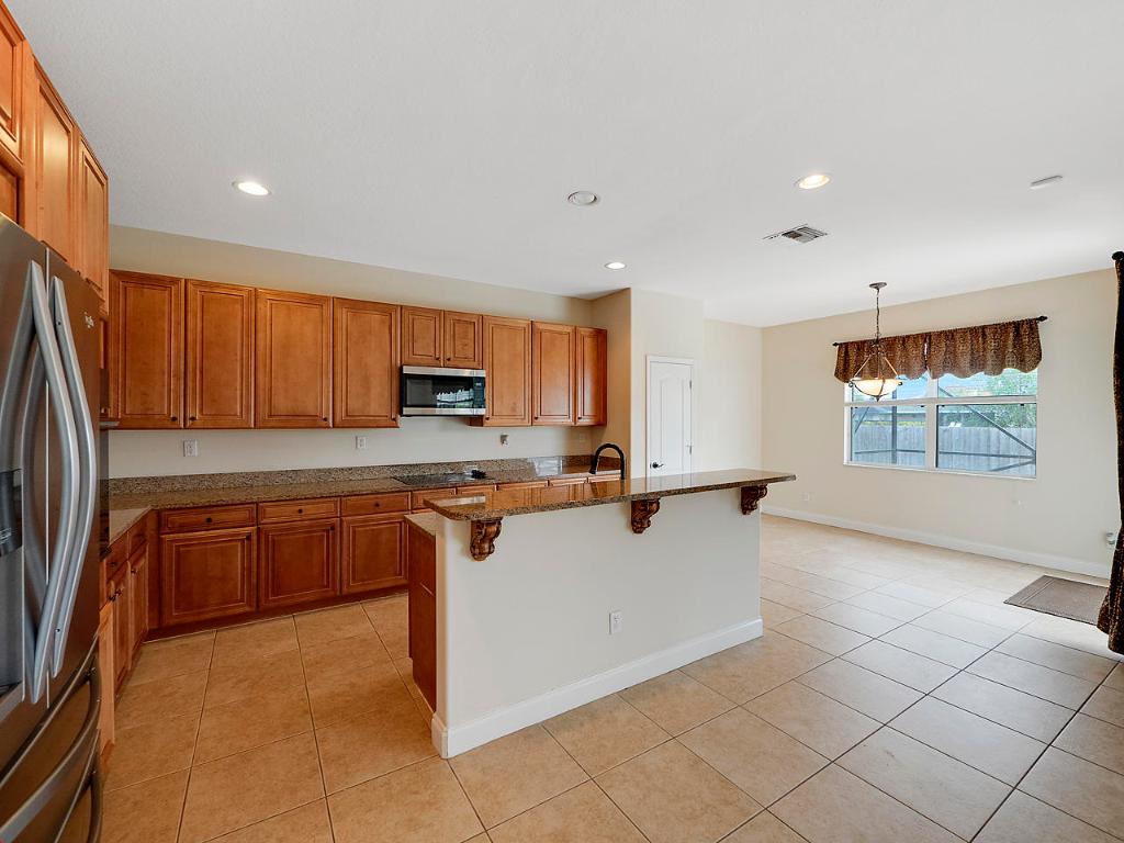 PORT ST LUCIE SECTION 46 1ST REPLAT - Residential