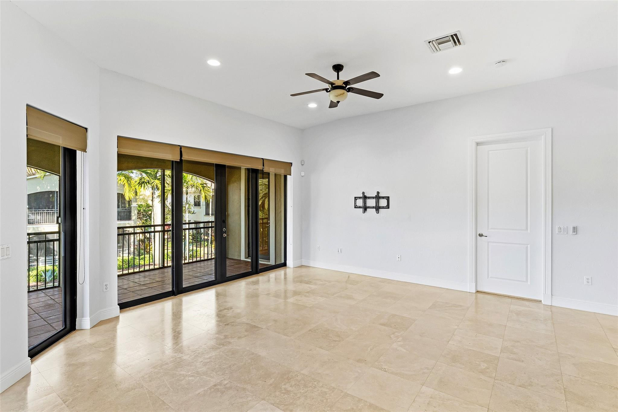 Caseras At Parkland Golf - Residential Lease