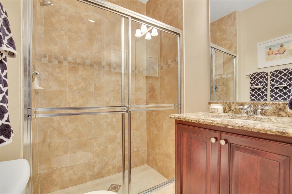 CANTERBURY PLACE - Residential