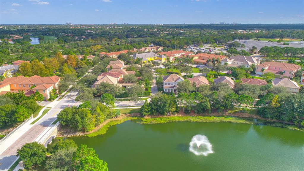 CANTERBURY PLACE - Residential