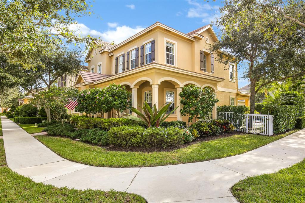 CANTERBURY PLACE - Residential