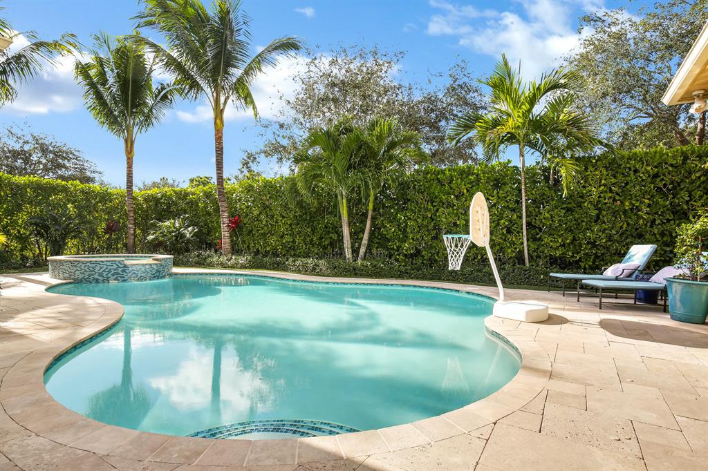 CANTERBURY PLACE - Residential