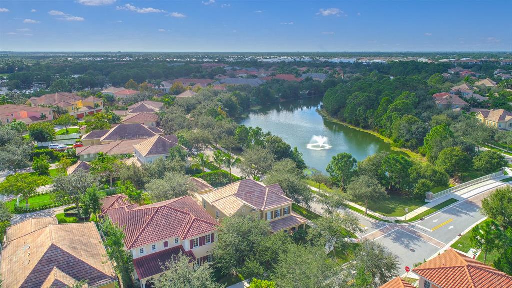 CANTERBURY PLACE - Residential