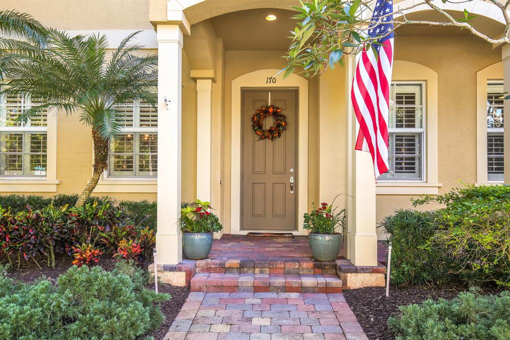 CANTERBURY PLACE - Residential