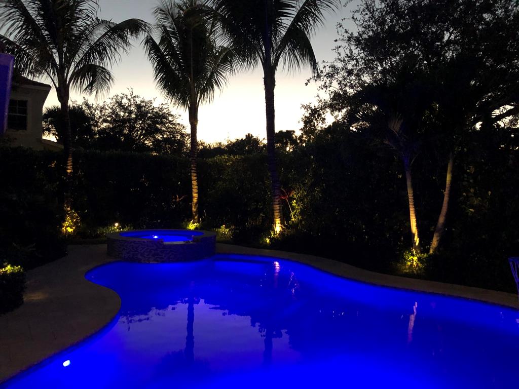 CANTERBURY PLACE - Residential