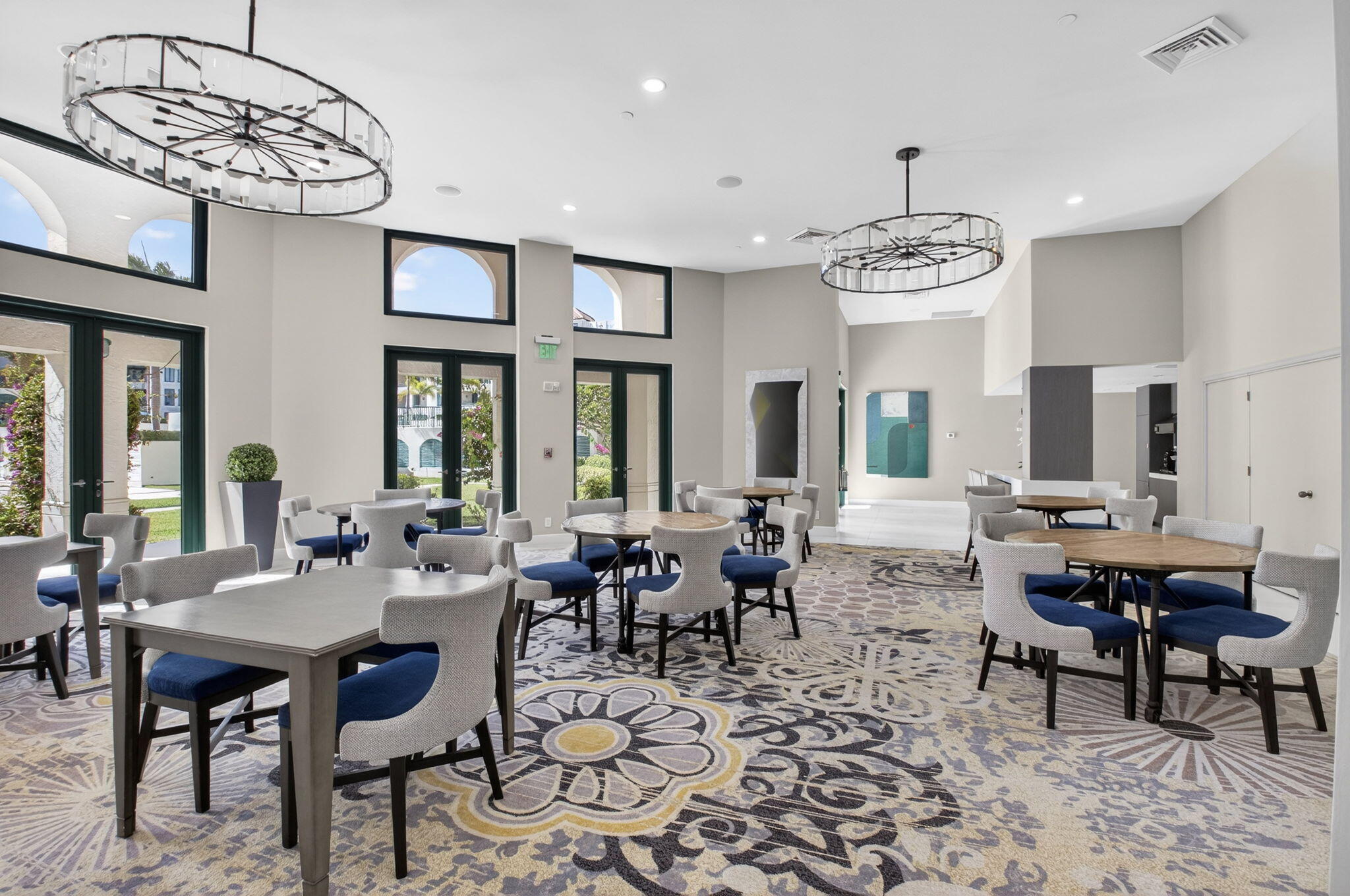 MIZNER COURT - Residential