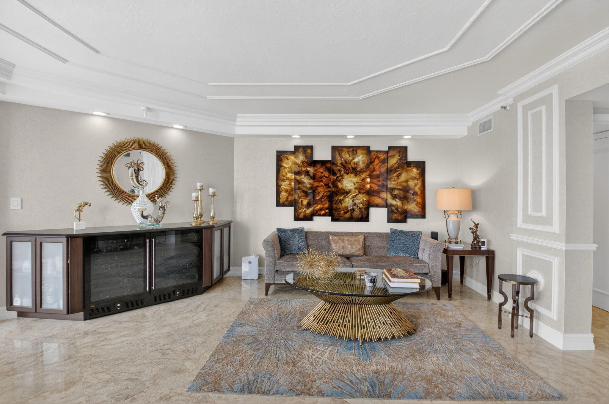 MIZNER COURT - Residential