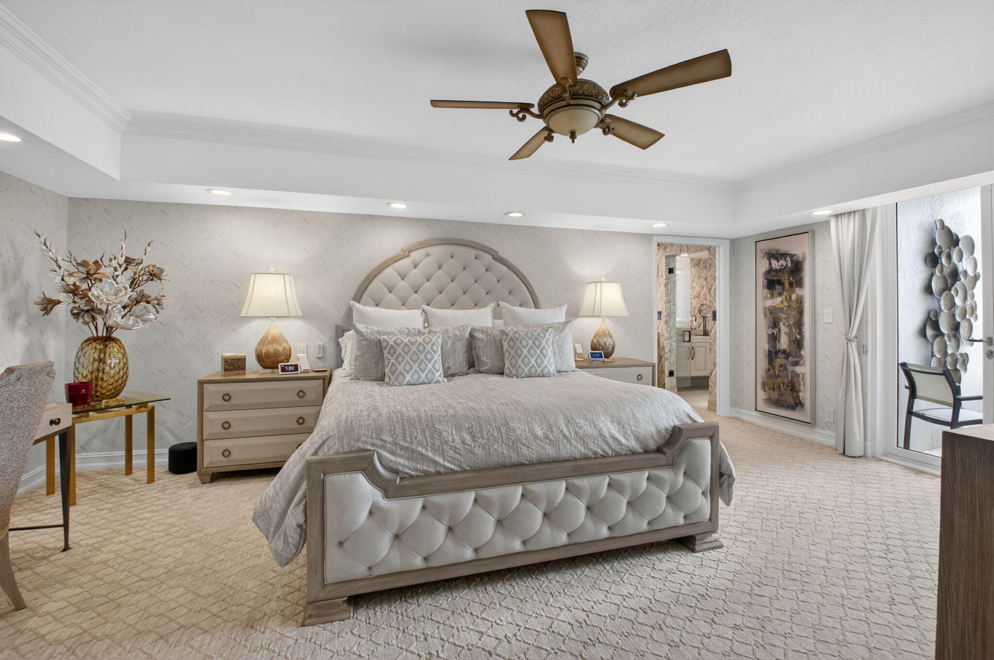 MIZNER COURT - Residential