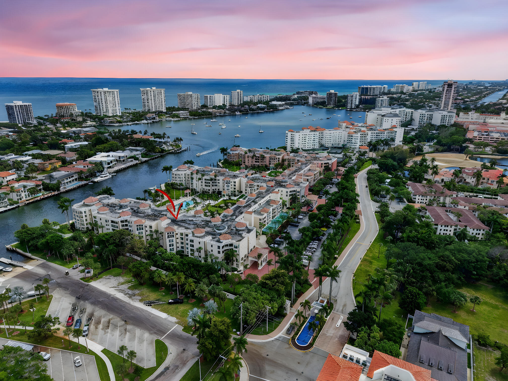 MIZNER COURT - Residential