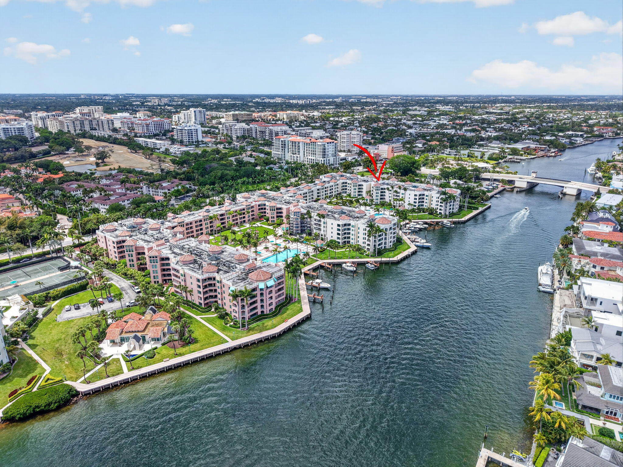 MIZNER COURT - Residential