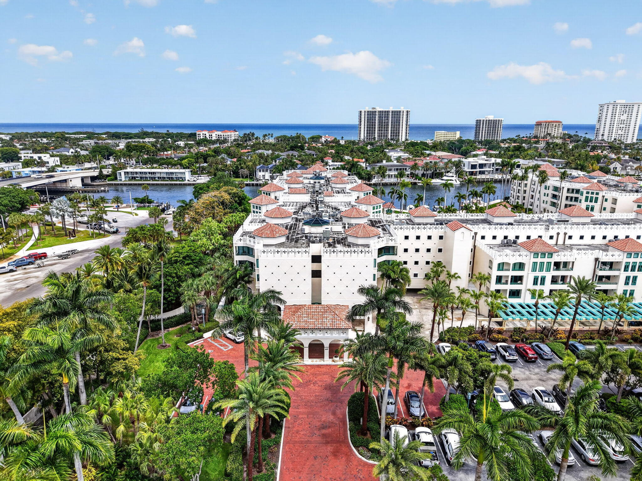 MIZNER COURT - Residential
