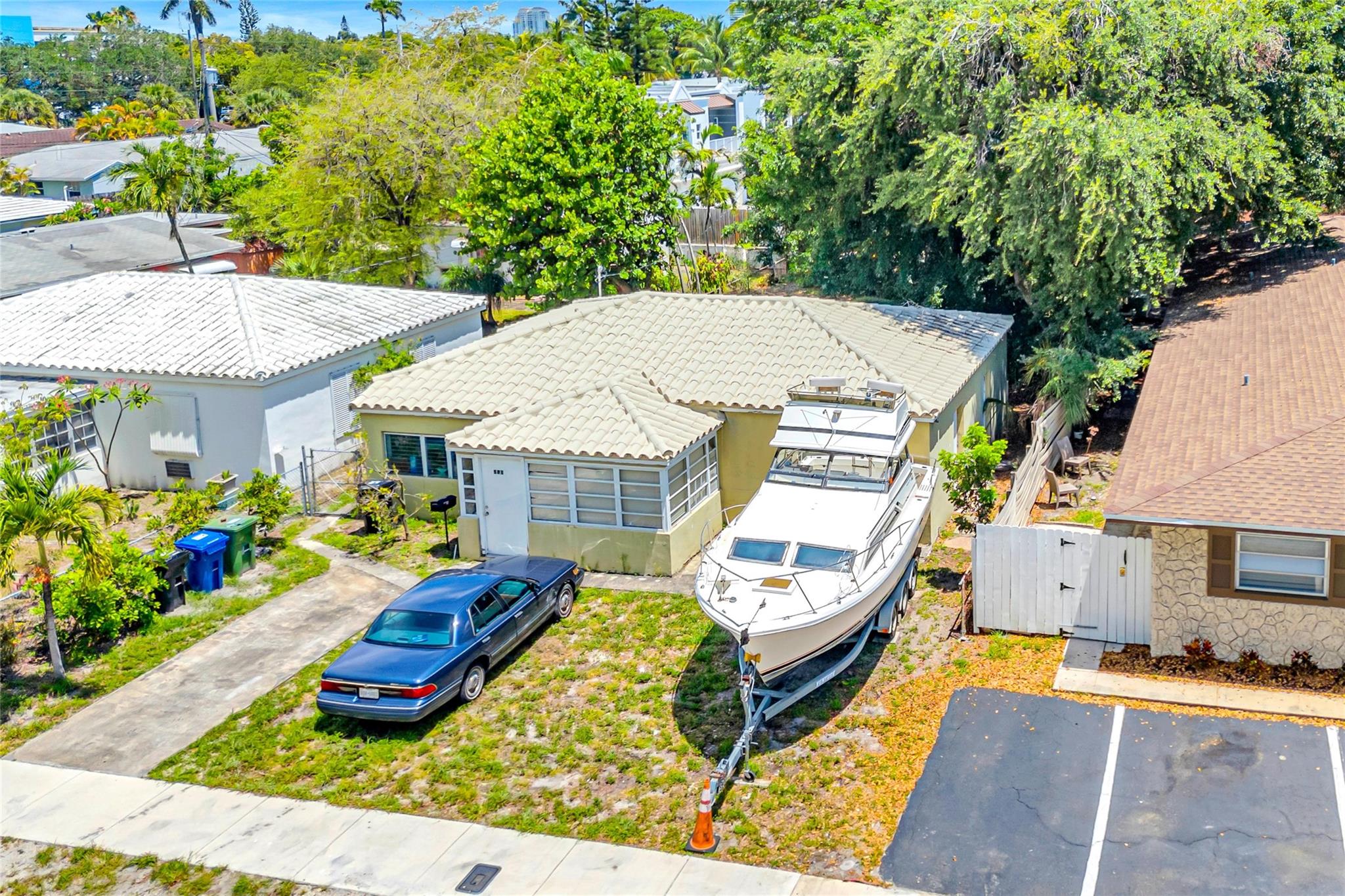 Development opportunity nestled between SE 17th Street Causeway and the booming medical district surrounding Broward General! Property being sold for land value as existing structure is either a tear down or would require significant improvements. From residential office space to new construction townhouses to a medical/dental office, desirable RO zoning allows for flexibility with a wide array of options for potential use. Conveniently located across from new Whole Foods and only minutes to downtown/Las Olas, the airport and Port Everglades!