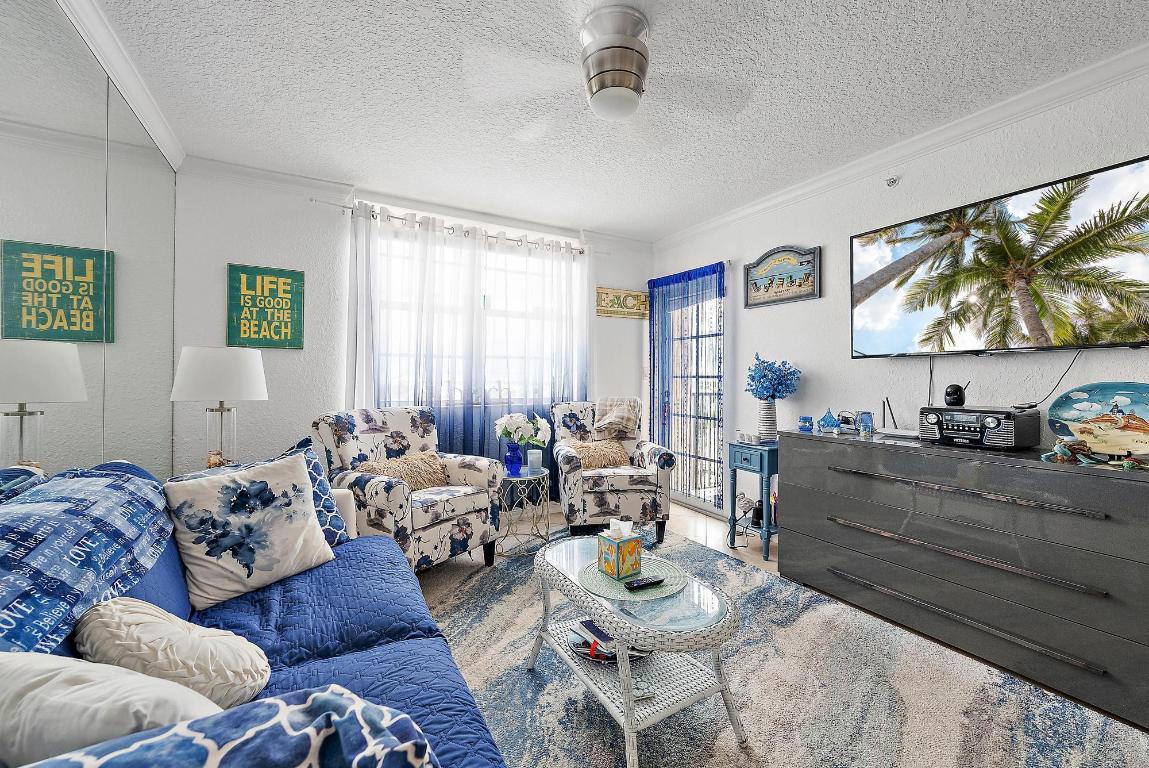 FLAGLER POINTE CONDO - Residential