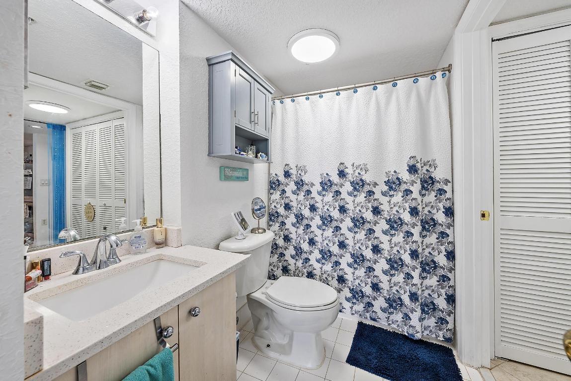 FLAGLER POINTE CONDO - Residential