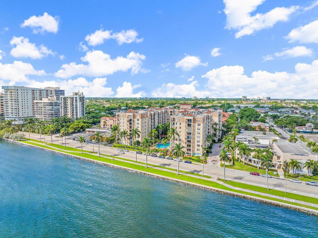 FLAGLER POINTE CONDO - Residential