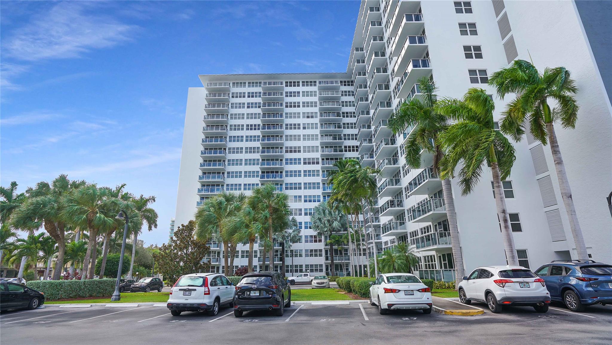 CORAL RIDGE TOWERS SOUTH - Residential