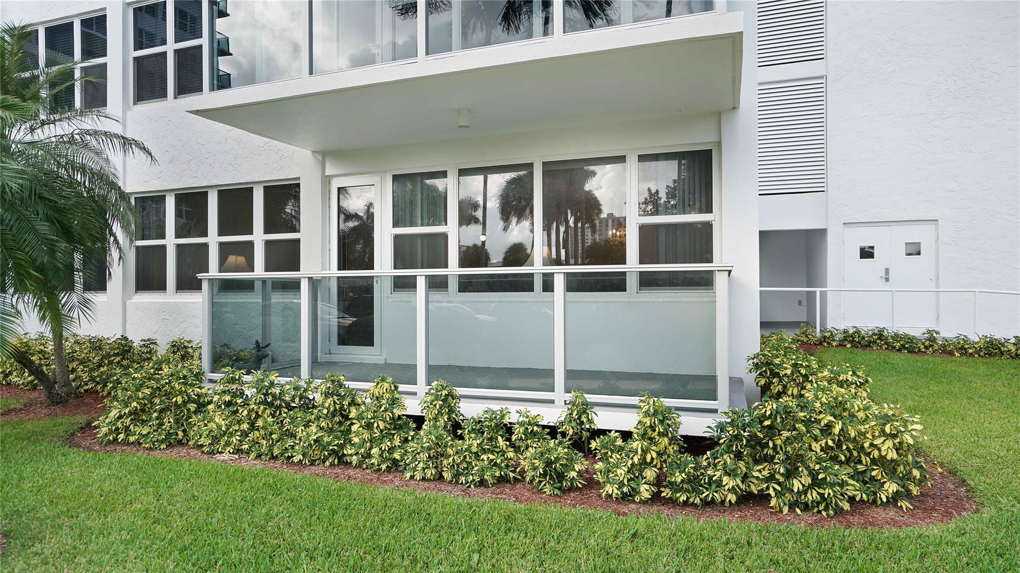CORAL RIDGE TOWERS SOUTH - Residential