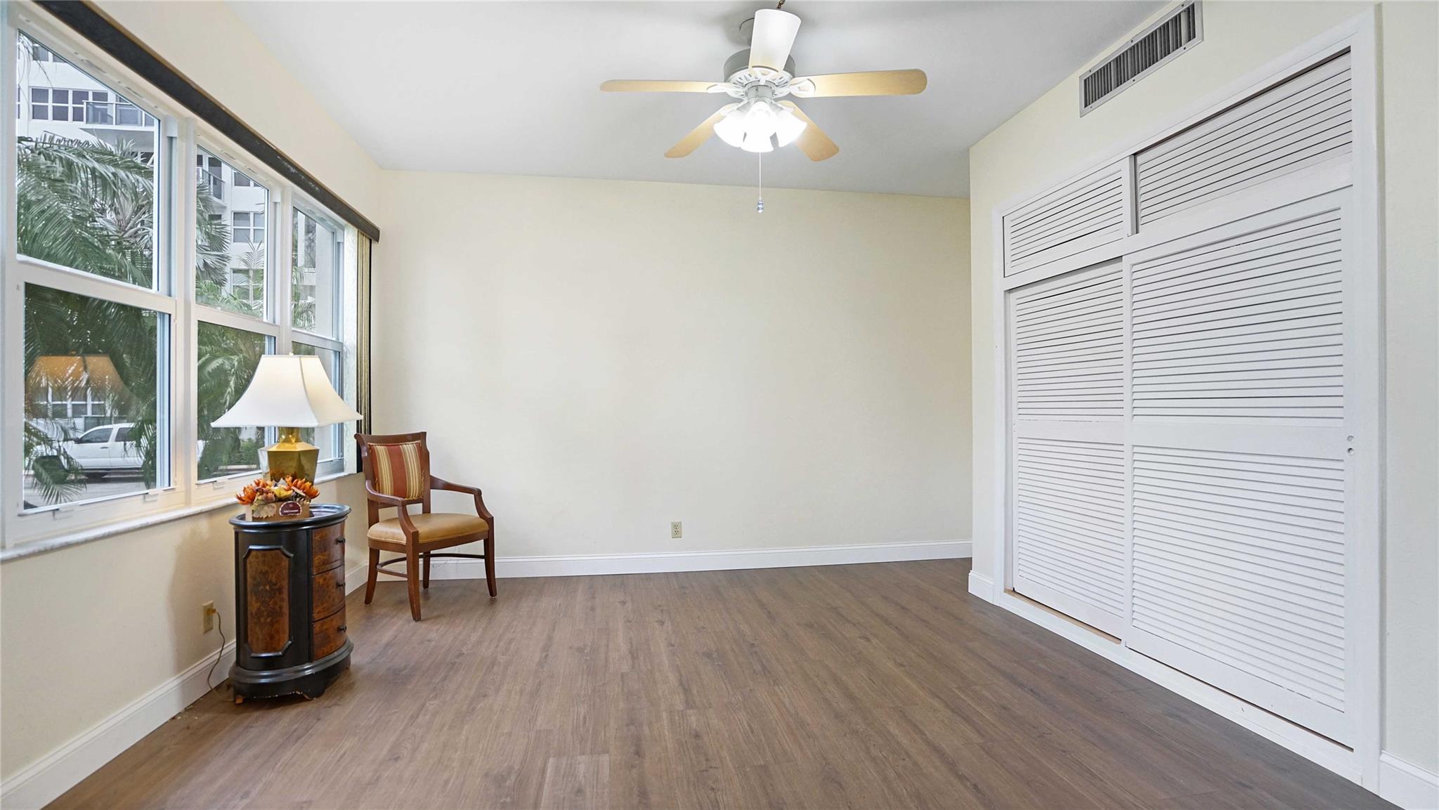 CORAL RIDGE TOWERS SOUTH - Residential