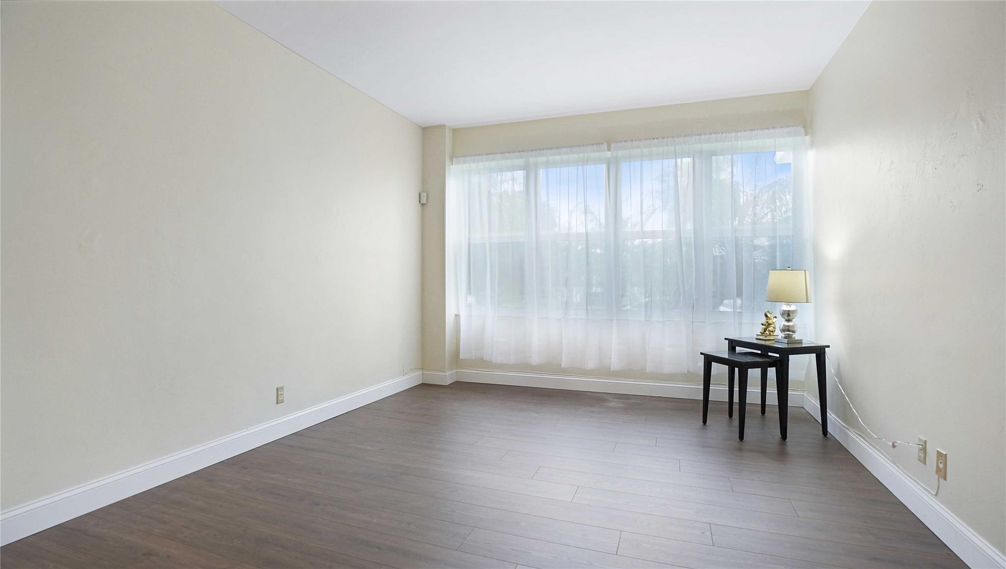CORAL RIDGE TOWERS SOUTH - Residential