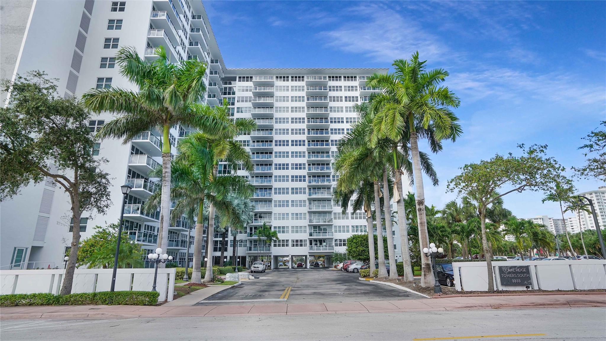 CORAL RIDGE TOWERS SOUTH - Residential