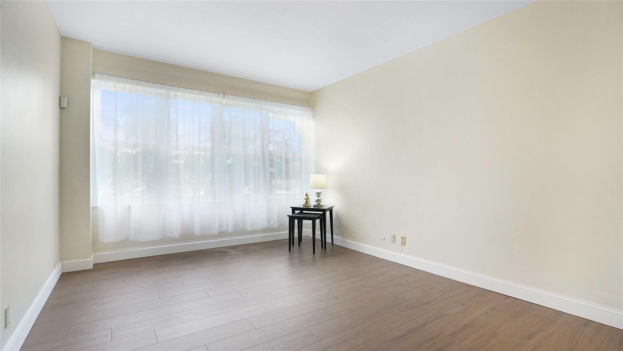 CORAL RIDGE TOWERS SOUTH - Residential