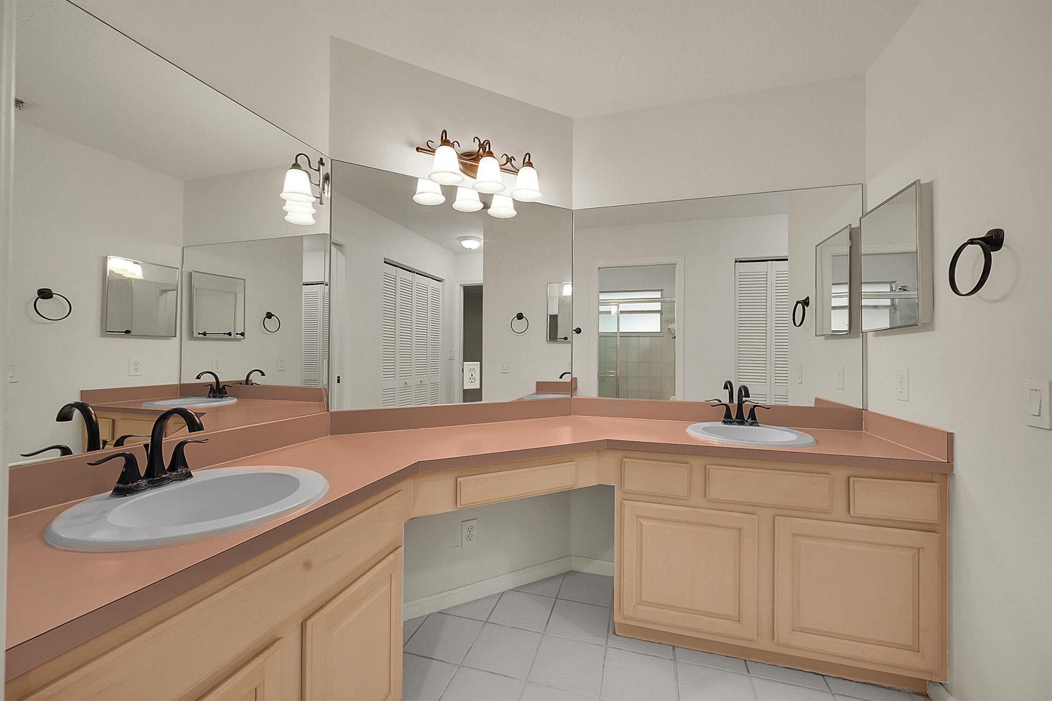 SARATOGA PINES - Residential