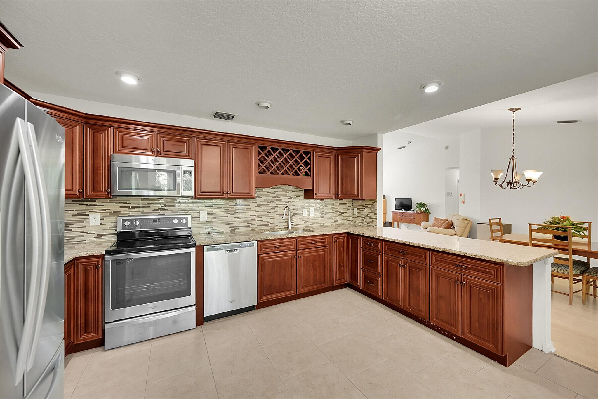 SARATOGA PINES - Residential