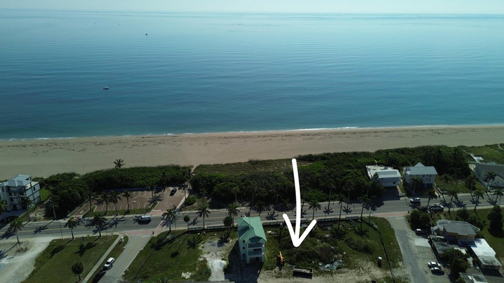 Photo of 523 Coral Sands Way, Hutchinson Island, FL 34949 (MLS # R11168702)