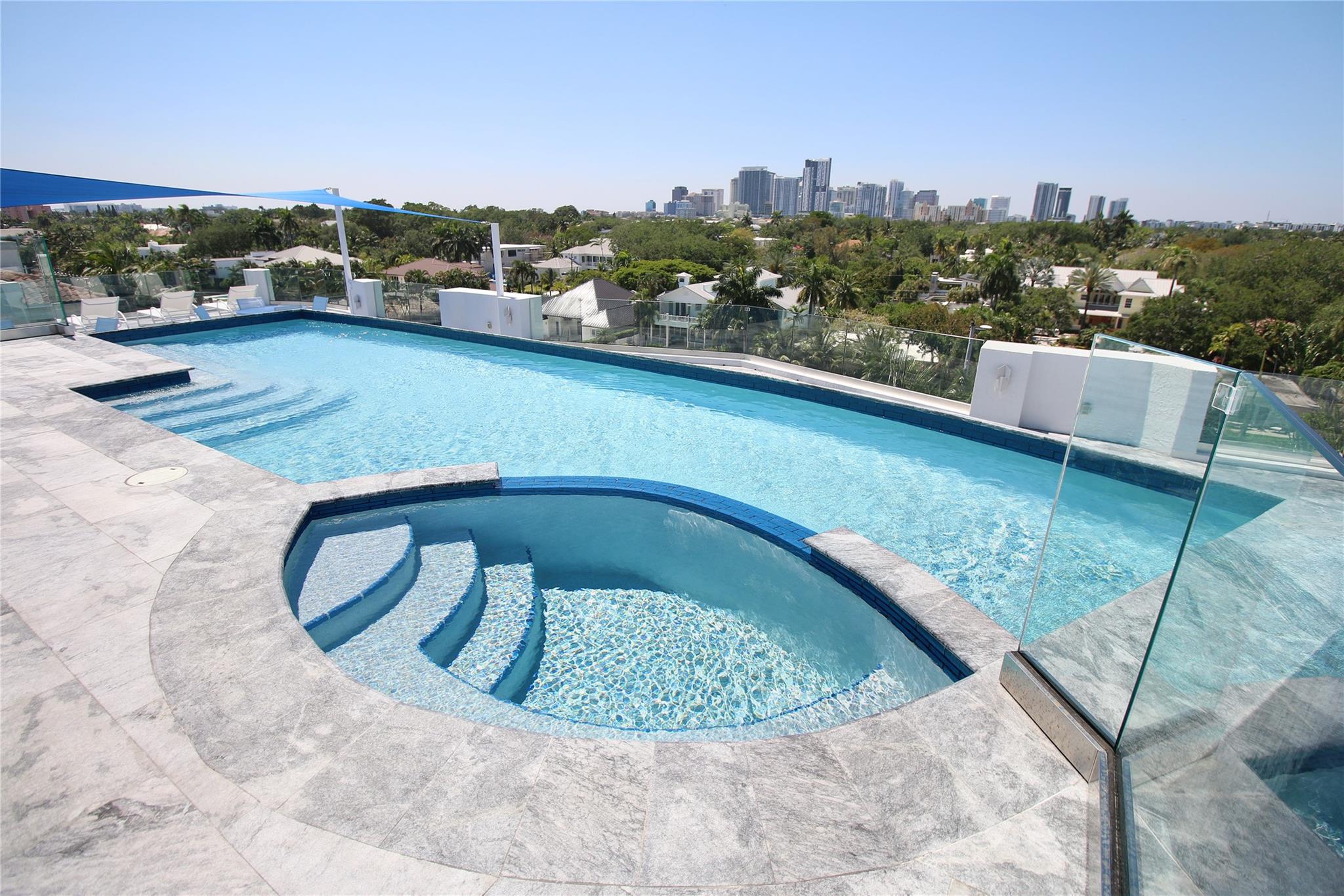 PLACE DES ARTS - Residential