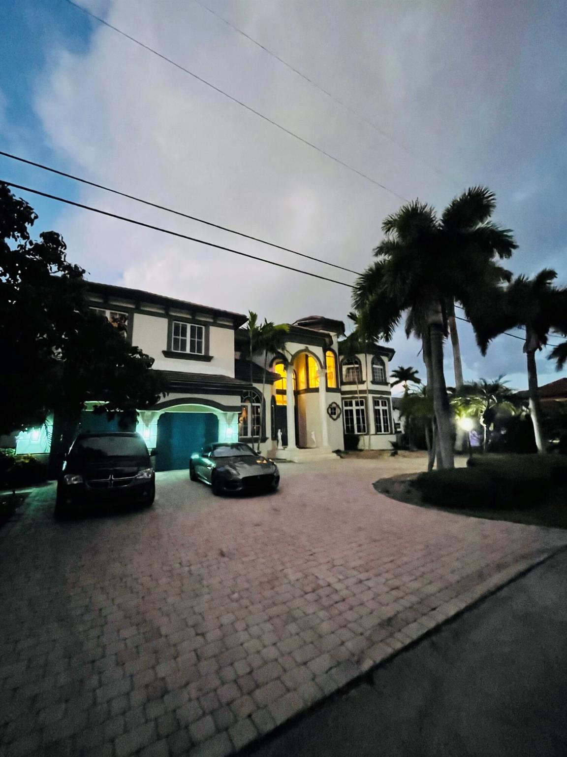 945 Cypress Drive