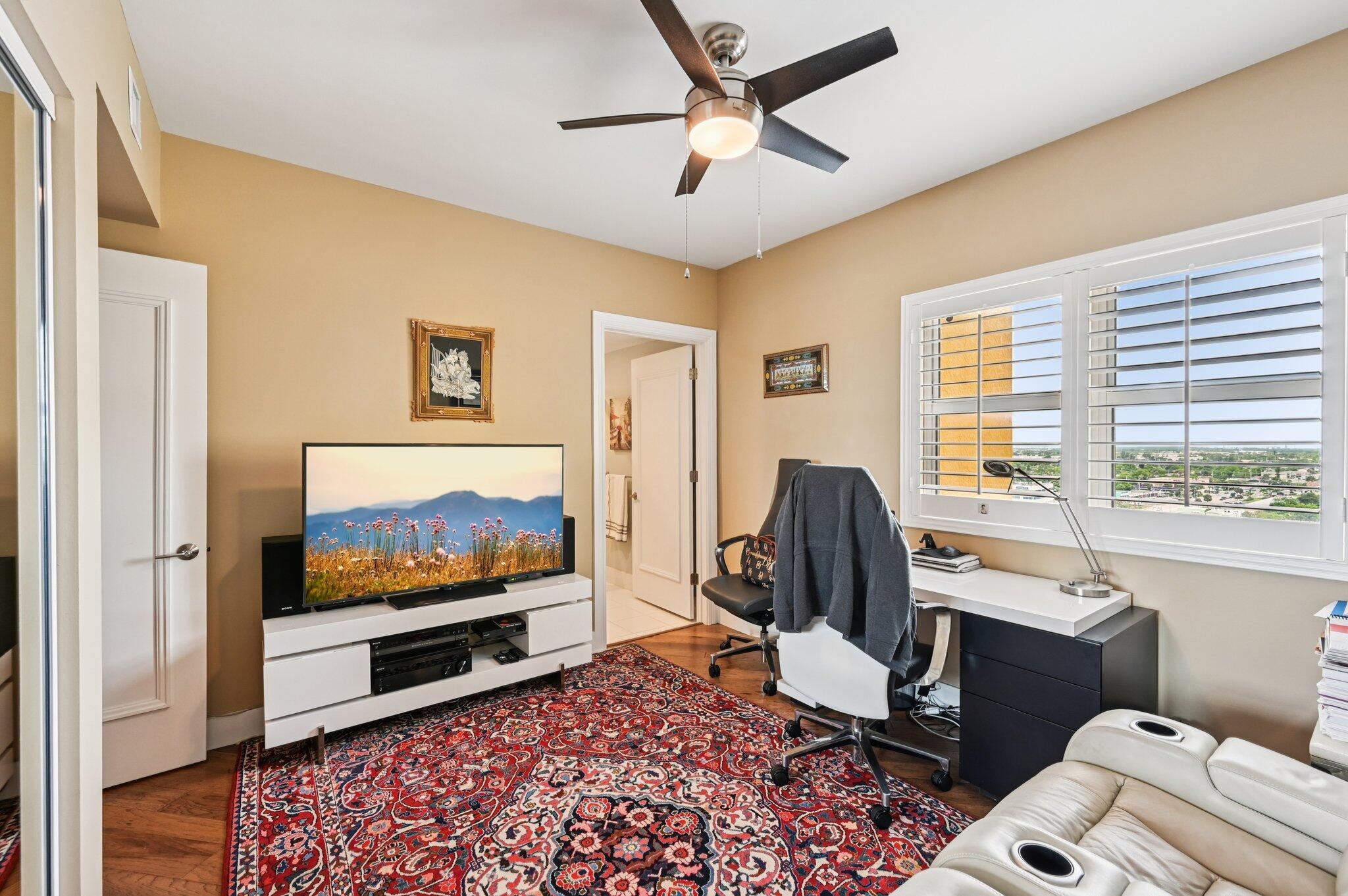 MARINA GRANDE RIVIERA BEA - Residential