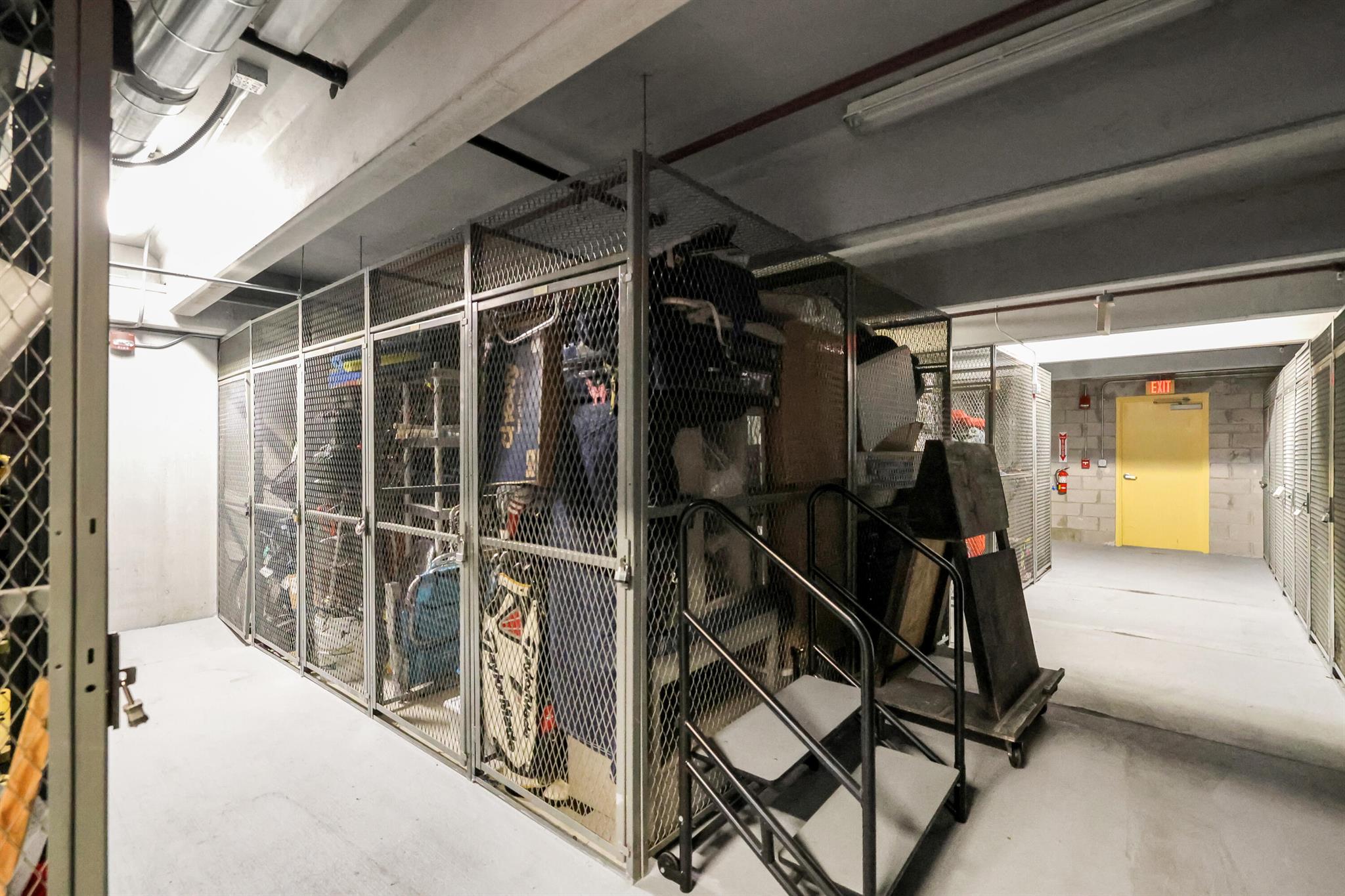 MARINA GRANDE RIVIERA BEA - Residential