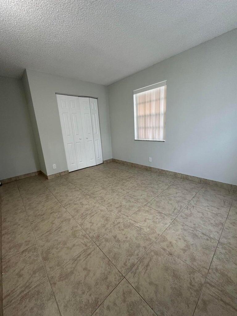 KING ARTHUR ESTATES - Residential Lease