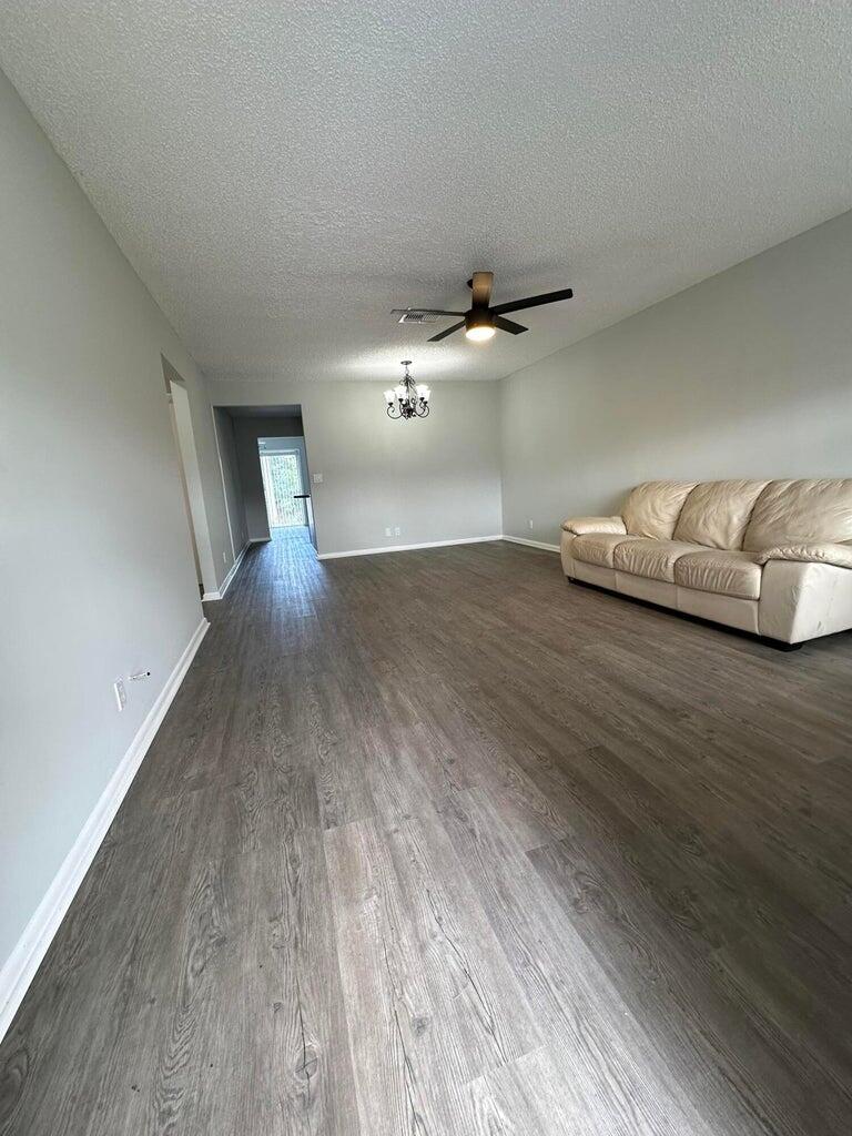 KING ARTHUR ESTATES - Residential Lease